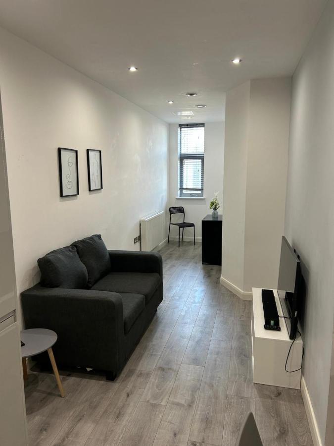Stylish City Apartments - לייסטר מראה חיצוני תמונה